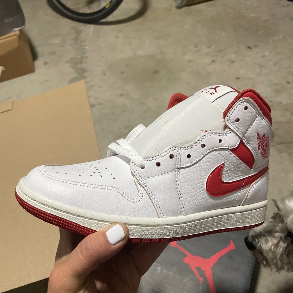 Air Jordan’s 1 mid